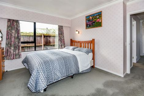 Photo of property in 17 Lakeview Place, Halswell, Christchurch, 8025