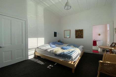 Photo of property in 209 Victoria Road, Devonport, Auckland, 0624