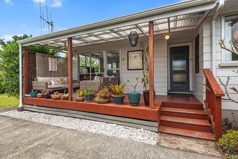 Photo of property in 16 Beazley Crescent, Tikipunga, Whangarei, 0112