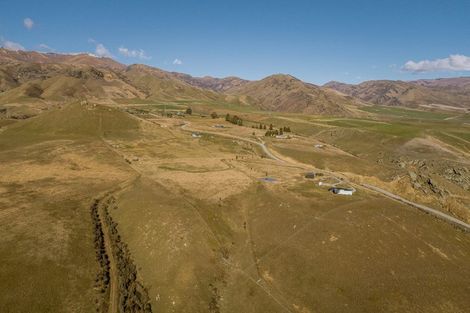 Photo of property in 89 Ruffell Road, Tarras, Cromwell, 9383