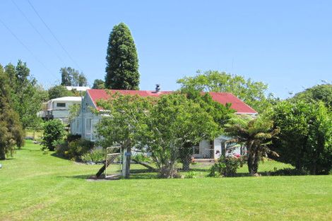 Photo of property in 1215 Pouewe Street, Kawhia, 3889
