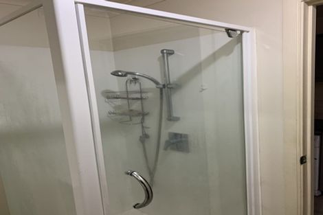 Photo of property in 3 Jessmae Place, Hillcrest, Auckland, 0627