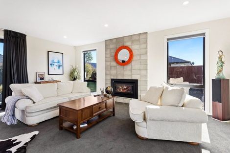 Photo of property in 21 Blair Place, Kaiapoi, 7630
