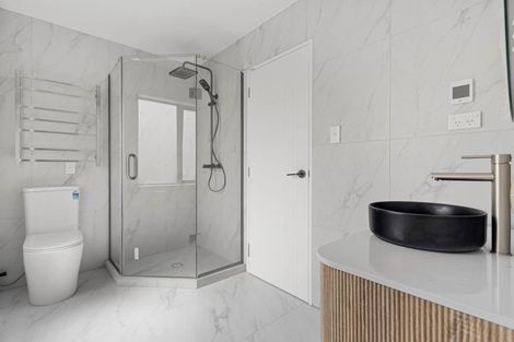 Photo of property in 31 Great South Road, Papatoetoe, Auckland, 2025