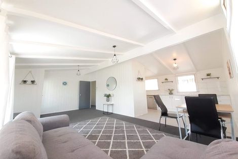 Photo of property in 60 Norana Road, Timberlea, Upper Hutt, 5018