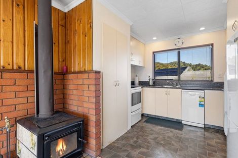 Photo of property in 296 Waikawa Road, Waikawa, Picton, 7220