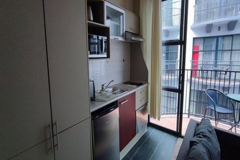 Photo of property in Atrium Towers, 4h/154 The Terrace, Wellington Central, Wellington, 6011