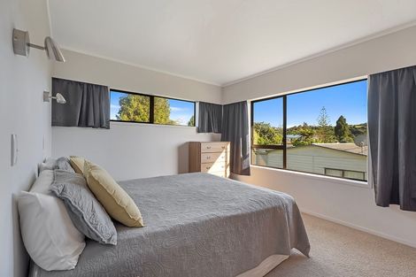 Photo of property in 17 Kauri Place, Tairua, 3508