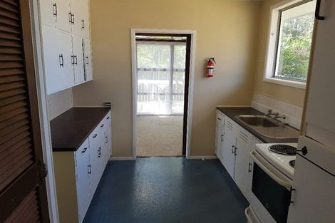 Photo of property in 9 Swallow Drive, Manurewa, Auckland, 2102