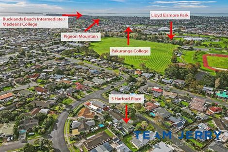 Photo of property in 5 Harford Place, Pakuranga Heights, Auckland, 2010