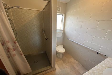Photo of property in 466 Featherston Street, Palmerston North, 4414