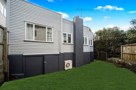 Photo of property in 3 Hogan Street, Pukekohe, 2120