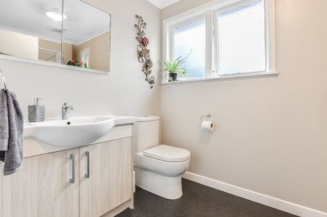 Photo of property in 93 Storey Avenue, Forest Lake, Hamilton, 3200