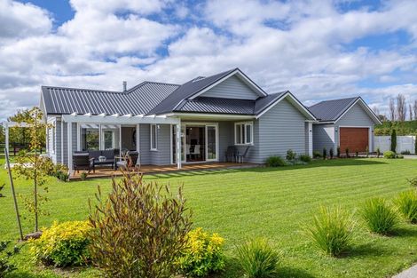 Photo of property in 9 James Kidd Place, Greytown, 5712