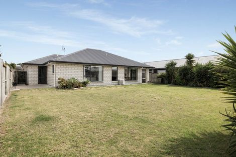 Photo of property in 7 Hebe Crescent, Papamoa Beach, Papamoa, 3118
