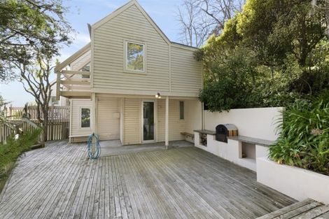 Photo of property in 25 Valley Road, Cashmere, Christchurch, 8022