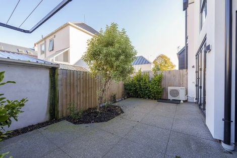 Photo of property in 5/274 Kilmore Street, Christchurch Central, Christchurch, 8011
