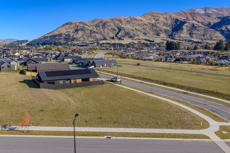 Photo of property in 55 Doug Ledgerwood Drive, Wanaka, 9305