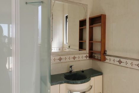 Photo of property in 11 Monarch Avenue, Hillcrest, Auckland, 0627