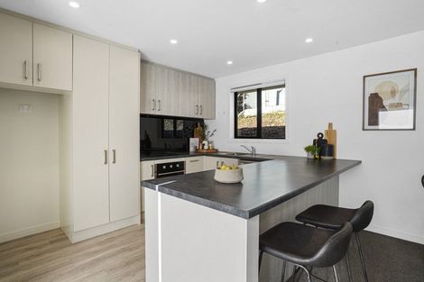 Photo of property in 202 Centaurus Road, Saint Martins, Christchurch, 8022