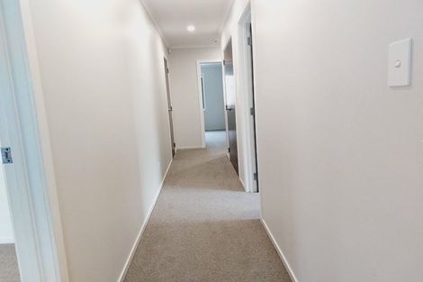 Photo of property in 27 Leathem Crescent, Pokeno, 2402