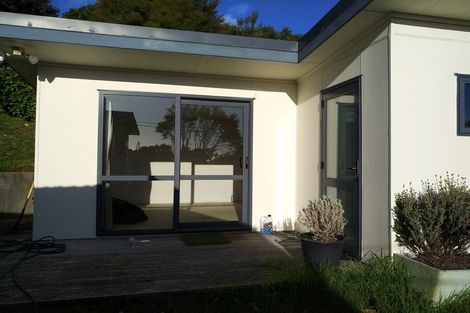 Photo of property in 21 Tiromoana Road, Raumati South, Paraparaumu, 5032