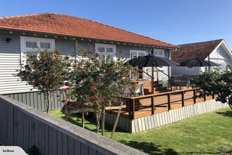 Photo of property in 1 Cochrane Road, Hobsonville, Auckland, 0616