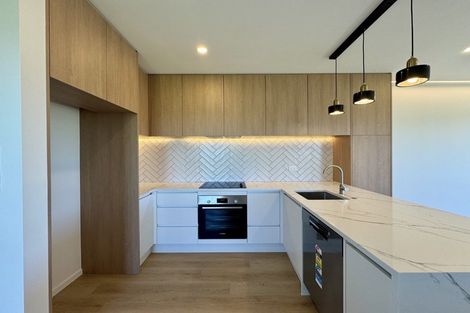 Photo of property in 202e Henwood Road, Westgate, 0814