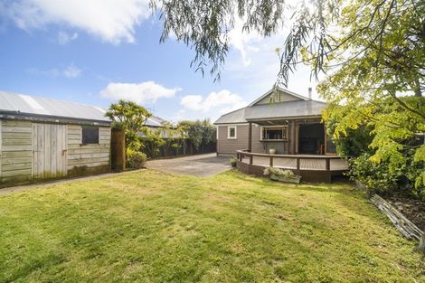 Photo of property in 16 Waldegrave Street, Palmerston North, 4410