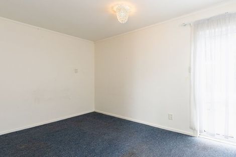 Photo of property in 15 Brazier Grove, Paraparaumu, 5032