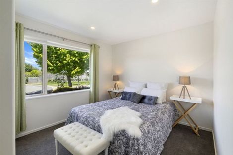 Photo of property in 19 Famille Close, Yaldhurst, Christchurch, 8042