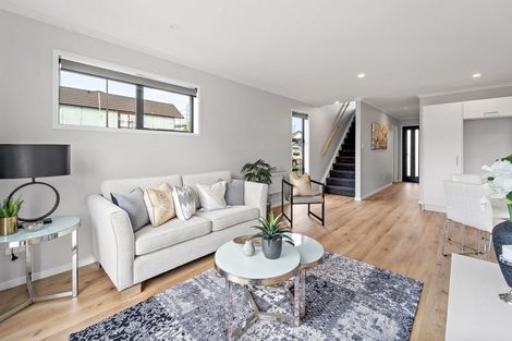 Photo of property in 78 Papatupu Way, Kumeu, 0810