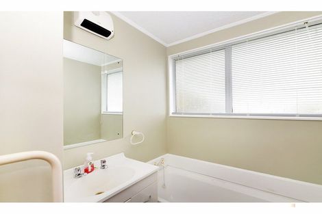 Photo of property in 195 Queen Street, Waimate, 7924