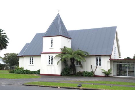 Photo of property in 4 Malcolm Place, Mangere East, Auckland, 2024