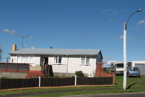 Photo of property in 15 Aberfoyle Place, Tokoroa, 3420