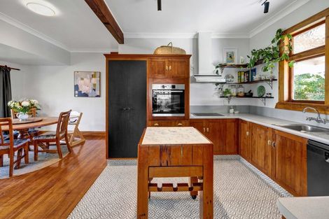 Photo of property in 48 Maire Street, Inglewood, 4330