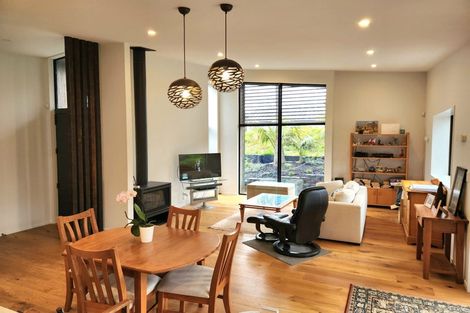 Photo of property in 23a Oscar Road, Greenhithe, Auckland, 0632