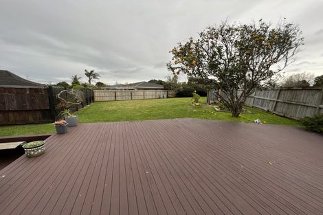 Photo of property in 37 Fratley Avenue, Farm Cove, Auckland, 2012
