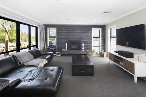 Photo of property in 14 Kingsdowne Drive, West Melton, 7618