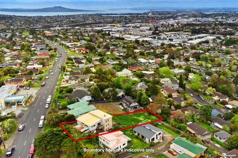 Photo of property in 15 Target Road, Totara Vale, Auckland, 0629
