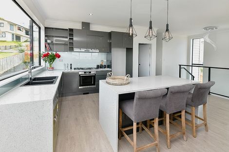 Photo of property in 61 Landmark Terrace, Orewa, 0931