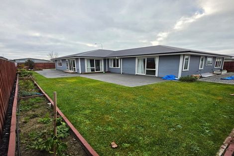 Photo of property in 73 Kippenberger Avenue, Rangiora, 7400