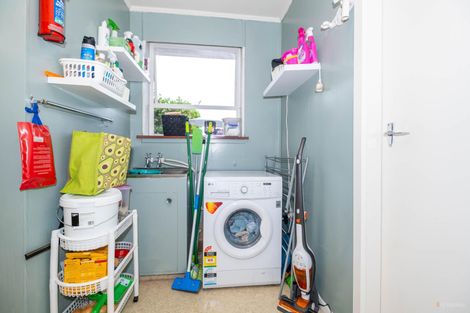 Photo of property in 1 Kennedy Crescent, Waimate, 7924