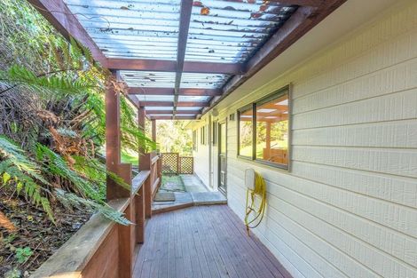 Photo of property in 19f Mahoe Street, Tawa, Wellington, 5028