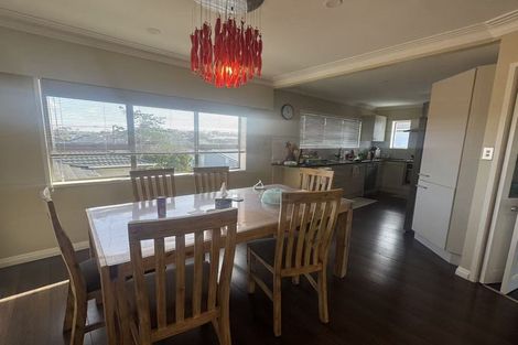 Photo of property in 2/18 Stanley Avenue, Milford, Auckland, 0620