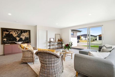 Photo of property in 10 Waituna Street, Pegasus, 7612