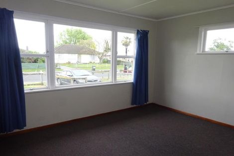 Photo of property in 615 Huia Street, Camberley, Hastings, 4120