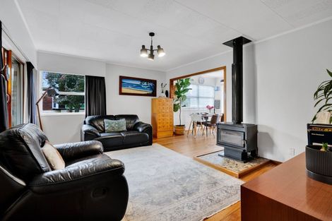 Photo of property in 17d Manu Crescent, Upper Vogeltown, New Plymouth, 4310