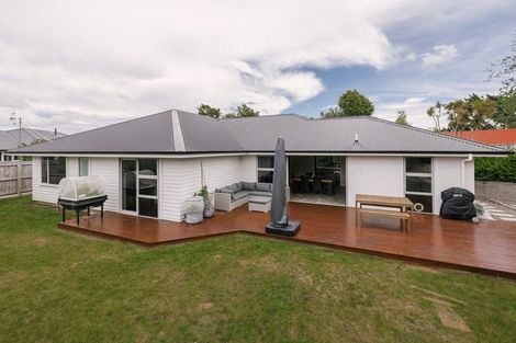 Photo of property in 1 Waimarama Court, Roslyn, Palmerston North, 4414