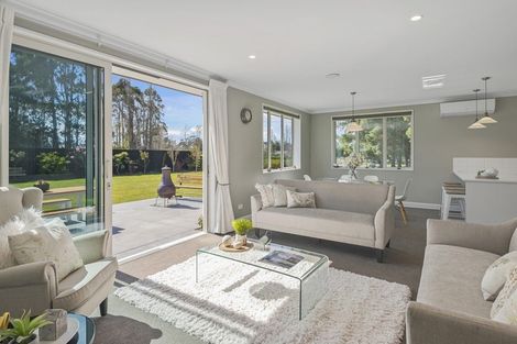 Photo of property in 17 Kohunga Crescent, Bottle Lake, Christchurch, 8083